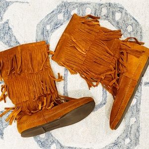 Minnetonka Fringe Boots